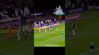 "Chute de cabeça" na trave do Barros (Corinthians 0x0 Vasco) 17/12/2025