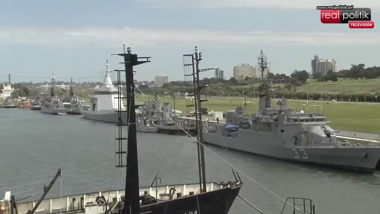 Kicillof firma convenios de obras para el puerto en Mar del Plata