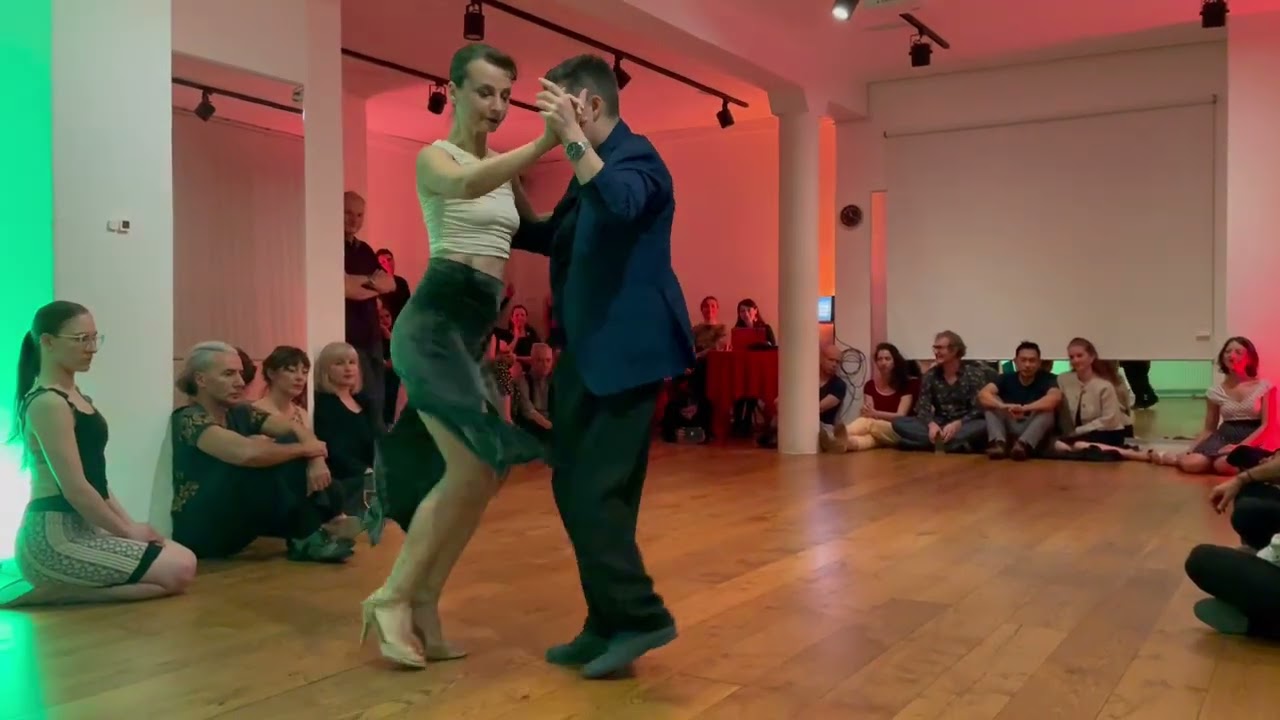 Veronica Toumanova & Asya Moiseeva - Juan d'Arienzo (3/4), Badaboum, Zurich