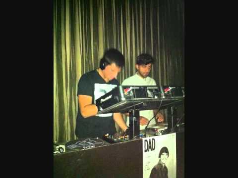 Sidney Sampson vs Dizzee Rascal- The World is Bonkers(Mix/Mashup)