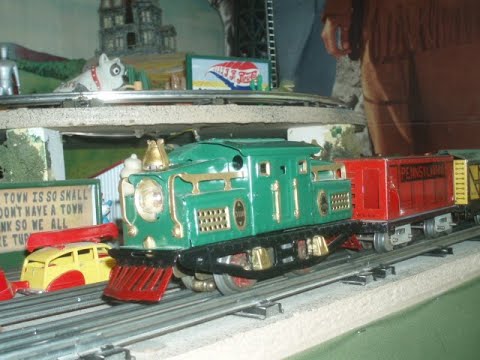 Prewar American Flyer 3110 Steeple Cab with New/Old Cars