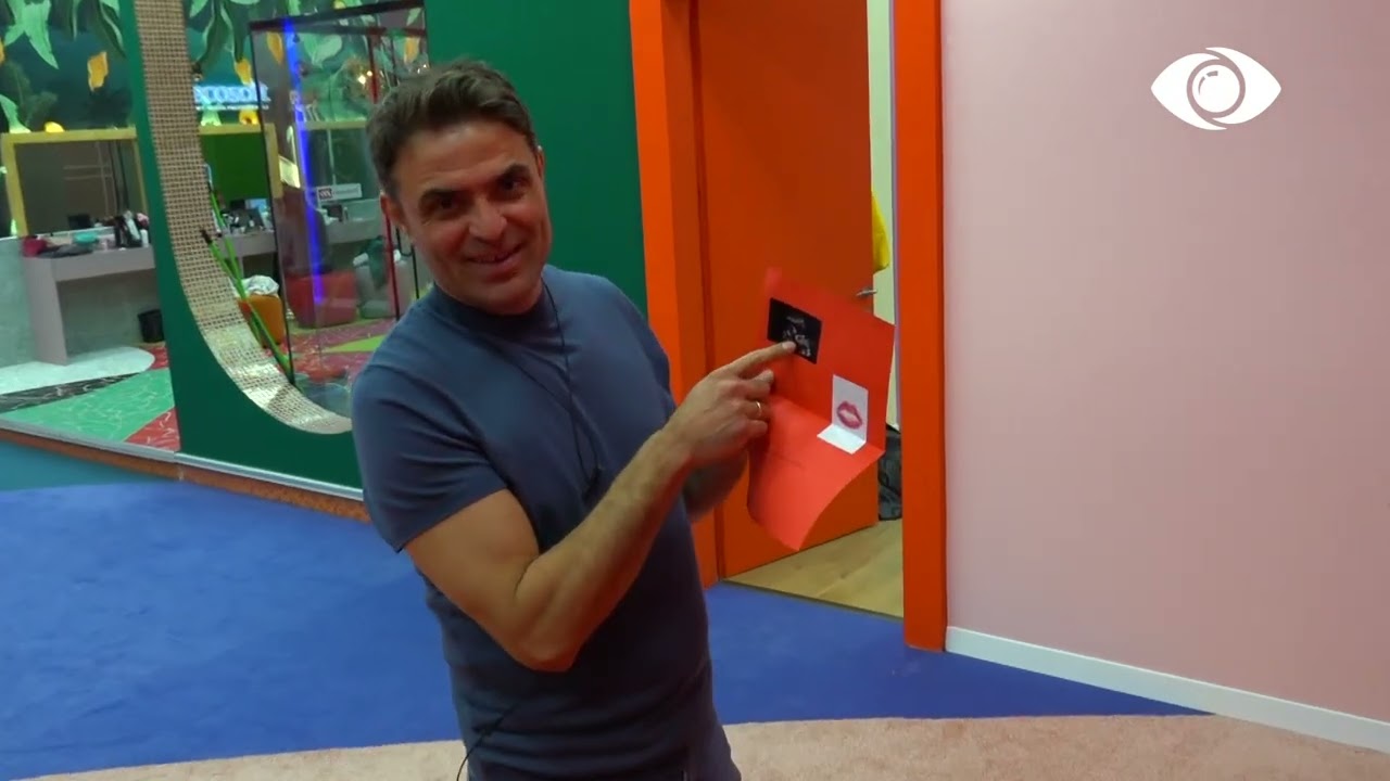 Supriza e gruas për Armaldon, ai sheh ekon e bebit