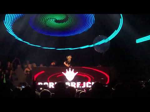 download lagu mp3 mp4 Velodrom Berlin, download lagu Velodrom Berlin gratis, unduh video klip Velodrom Berlin