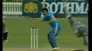 16 year old Sachin Tendulkar's first run in ODIs