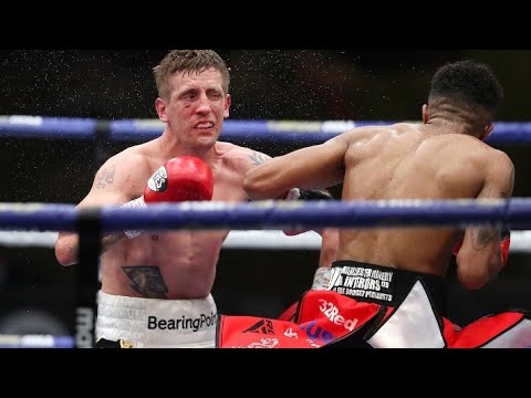 Zelfa Barrett KO'S Eric Donovan In 8
