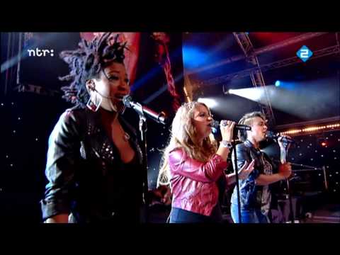 Trijntje Oosterhuis, Berget Lewis en Edsilia Rombley - Ain't Nobody, I Feel For You, I'm Every Woman