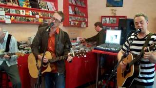 Trashcan Sinatras 02 Easy on the Eye