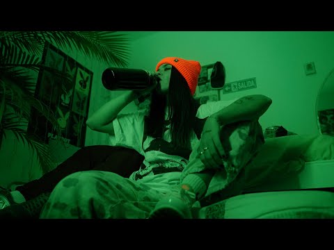VERA GRV - ESQUIZO (Prod.Boyfifty) (Video Oficial)