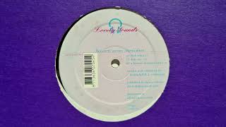 Flat Earth Society – Lara's Move (Club Mix) // Lovely Sounds (1997)