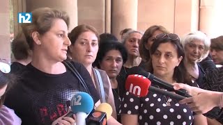 Հանուն ոչնչի չգնացին, հանուն իրենց նման ոչնչությունների գնացին. զոհվածի մայրը՝ Աննա Հակոբյանին