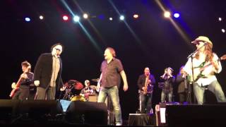 Southside Johnny &amp; the Asbury Jukes Broke Down Piece of Man