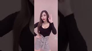 【TikTok】すんごい大きいおっぱい