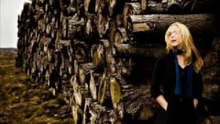 Tina Dickow - Quarter To Forever