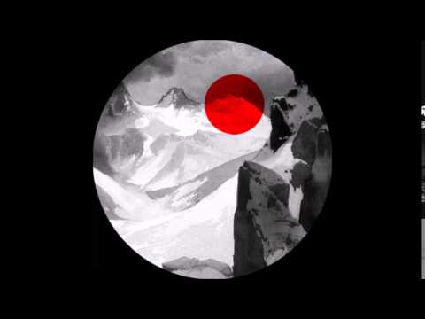 Adam Marshall - Chaus