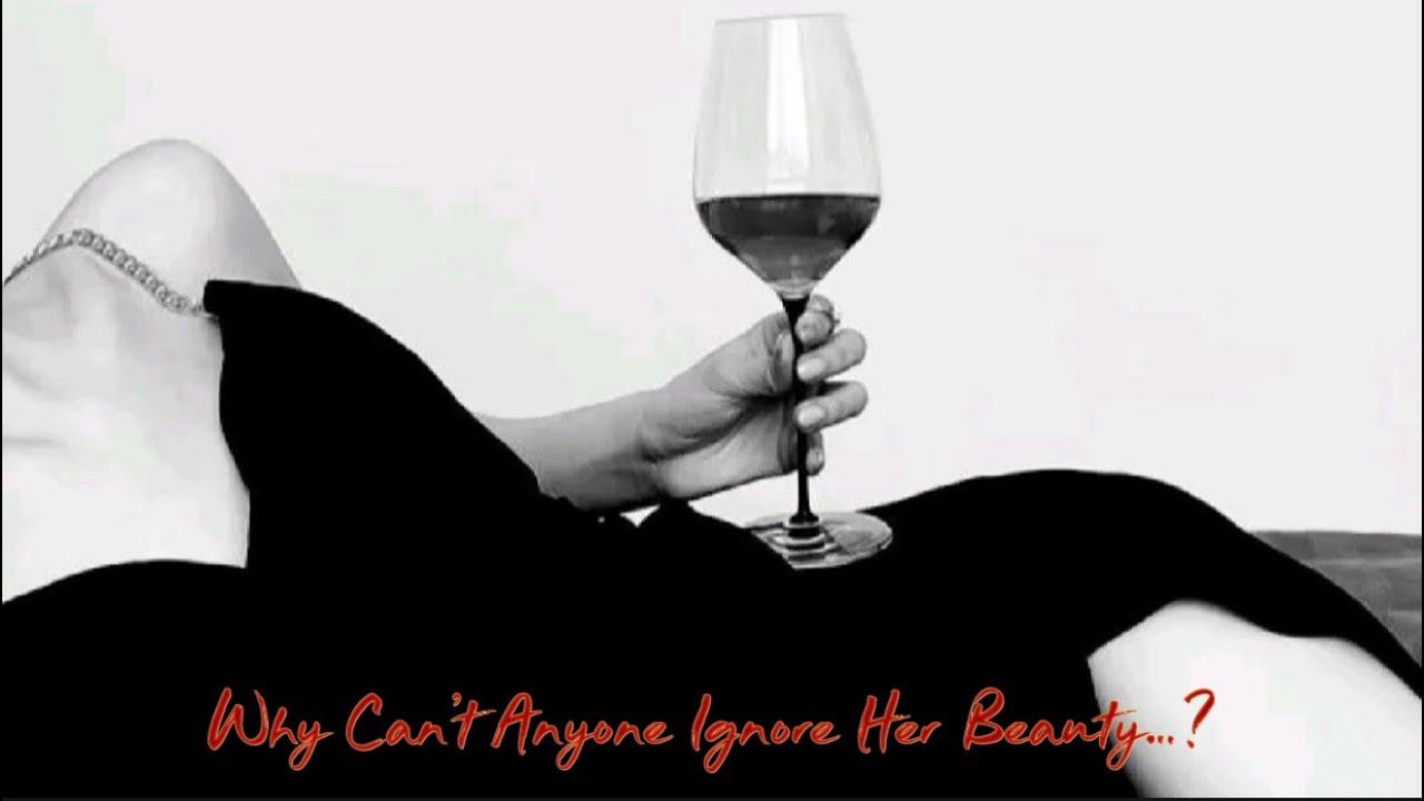 ⚠️ ╰┈➤ Why can’t anyone ignore her beauty…? ⤶