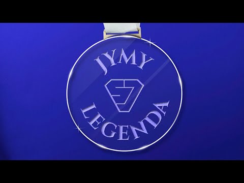 Jymylegendojen juhlaottelu: muistomitalien jakaminen