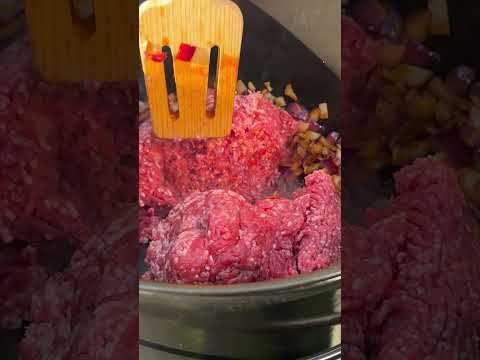 Das Kessel-Chili "Chorizo Style" | Die Grillshow  #bbq #foodporn #outdoorcooking