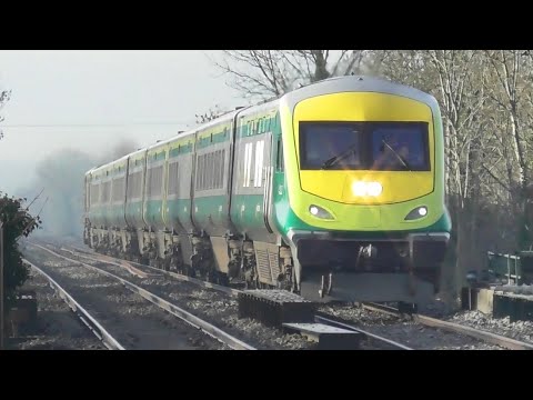 Irish Rail Mark 4 Intercity Train and 201 Class Loco - Monasterevin Station, Kildare