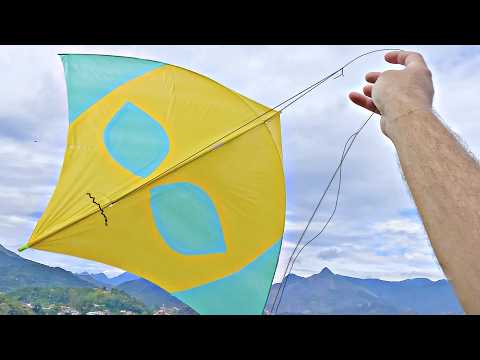 Nada Melhor que Soltar Pipa Daqui de Cima com o Visual da Cidade ao Fundo