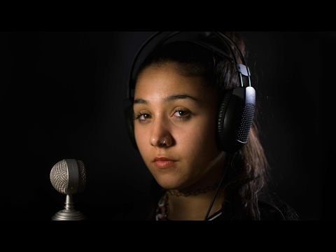 download lagu mp3 mp4 Shakira Martinez, download lagu Shakira Martinez gratis, unduh video klip Shakira Martinez
