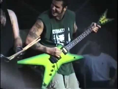 Pantera - Phil plays Raining Blood and Black Magic (Slayer) Hultsfred Sweden 1995