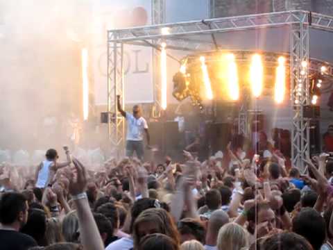 Quintino ft Mitch Crown - Castle of Love 22-08-2010