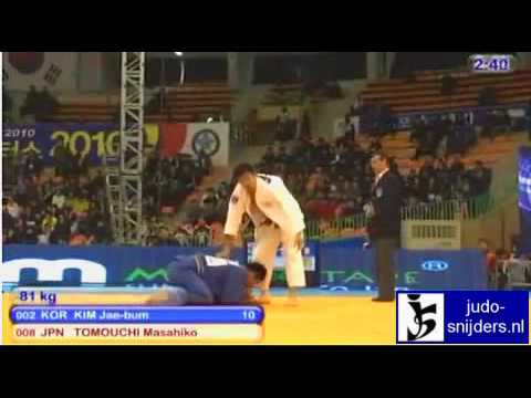 Judo 2010 Suwon: Jae-bum Kim (KOR) - Masahiko Tomouchi (JPN) [-81kg].
