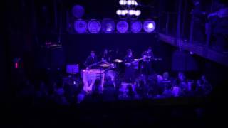 I Can't Help You (Live) // Cate Le Bon