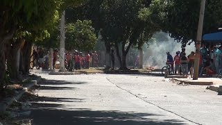 preview picture of video 'Desmanes en Valledupar por nuevo decreto que iría en contra de los motociclistas'