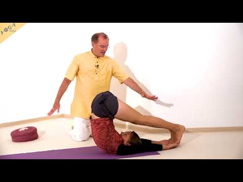 Hände zu den Füßen-Stellung - Yoga Asana Lexikon