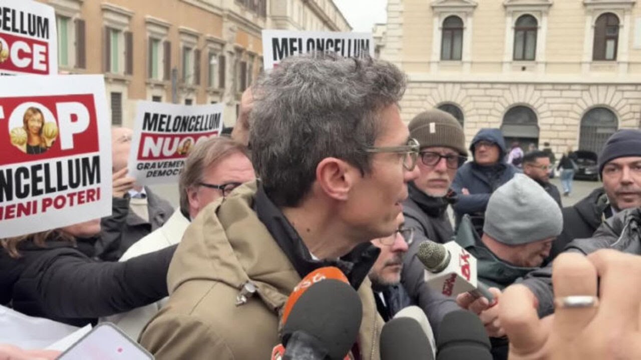 Magi a flash mob di Più Europa contro legge elettorale: Sembra legge Acerbo del periodo fascista