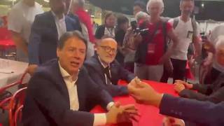 Conte: «Alla festa dell'Unità mi sono sentito a casa, ma non ricamateci su. C'è voglia di mandare...