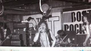Reddy Teddy -  Live at The Rat '77 -  Novelty Shoes