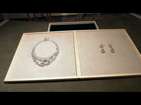 All'asta orecchini di diamanti record: valgono fino a 30 milioni