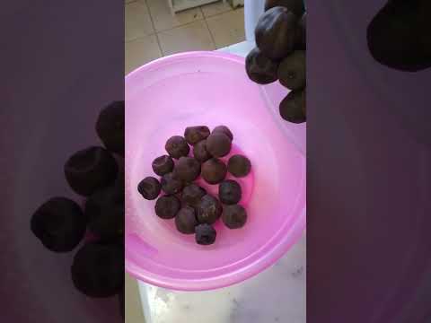 Dropping Black Lemon #satisfying #sounds #short