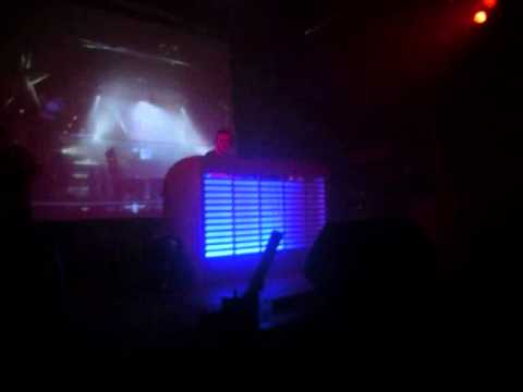 JAE FREER LIVE @ WAREHOUSE EXPERIMENT 25-09-2011.wmv