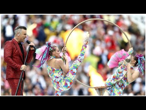 Putin and Robbie Williams open World Cup 2018