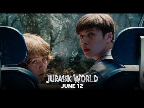 Jurassic World (Featurette 'A New Vision')