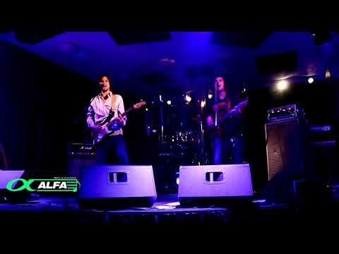 Tajfun - Tajfun - Labuť (Live Sokolov 2016)