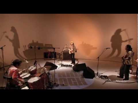 Caravan／TRADRCOK "THE V" by Char