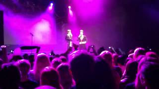 Jedward - Techno Girl &amp; Firework