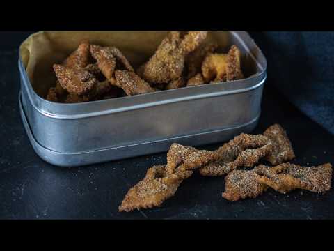 Klenäter—Swedish deep-fried Christmas pastries
