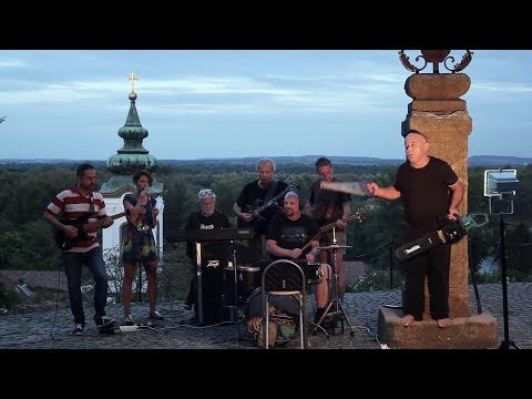 Thumbnail for Szirtes János - Muzsikás videók #3 - Mezőszemere-Szentendre by Muzsikás