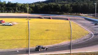 preview picture of video 'Dwarf cars practice at White Mountain Motorsports Park, N.Woodstock NH'