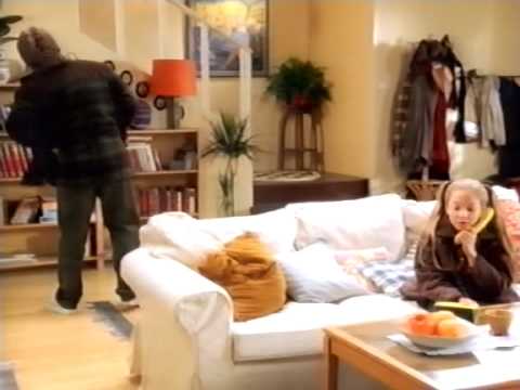 I rollen som den lilla tjejen. Postar på skoj, av nostalgiska skäl =)