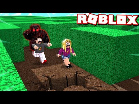 ROBLOX ESCAPE the BEAST'S NEW HOUSE with MY WIFE! (Flee The Facility) Video