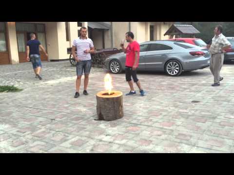 De pe la ziua lui Sandel.