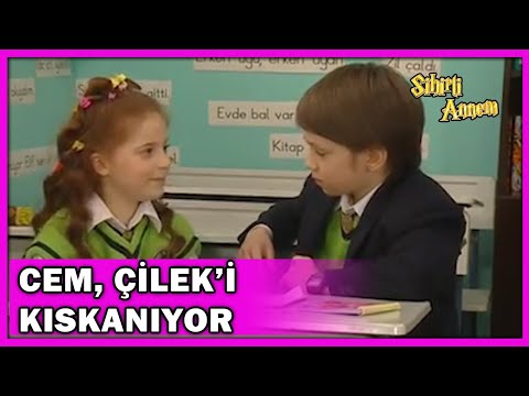 Cem, Çilek'i Kıskanıyor! - Sihirli Annem 90.Bölüm
