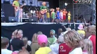 Mojje - En dag på Turné