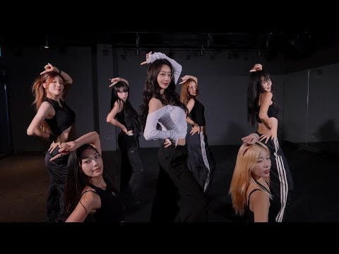 경리(Gyeongree) - Cherry | Performance Video